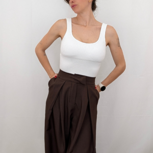 Pantalón pinzas chocolate